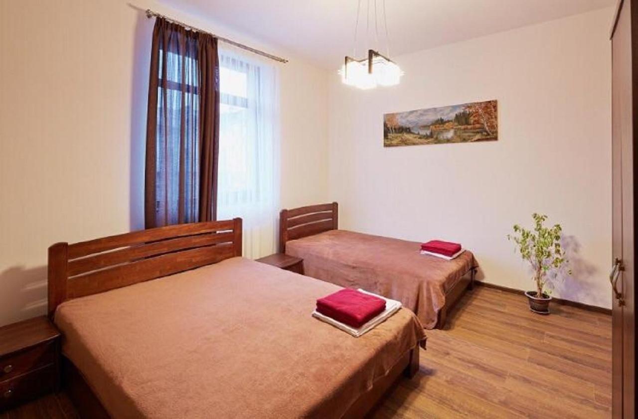 Apartment On Lychakivska Lviv Eksteriør billede